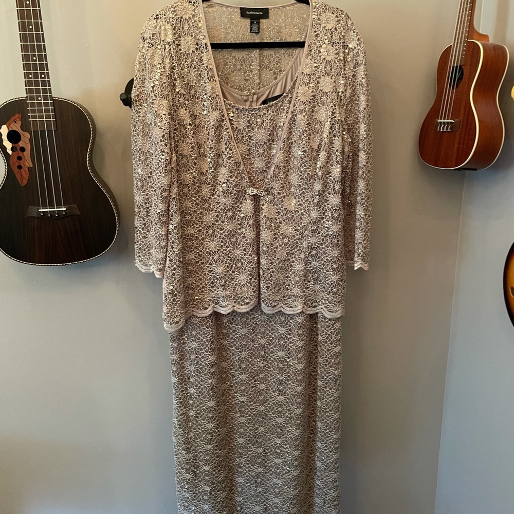 Two Piece Lace Swing Jacket Dress
